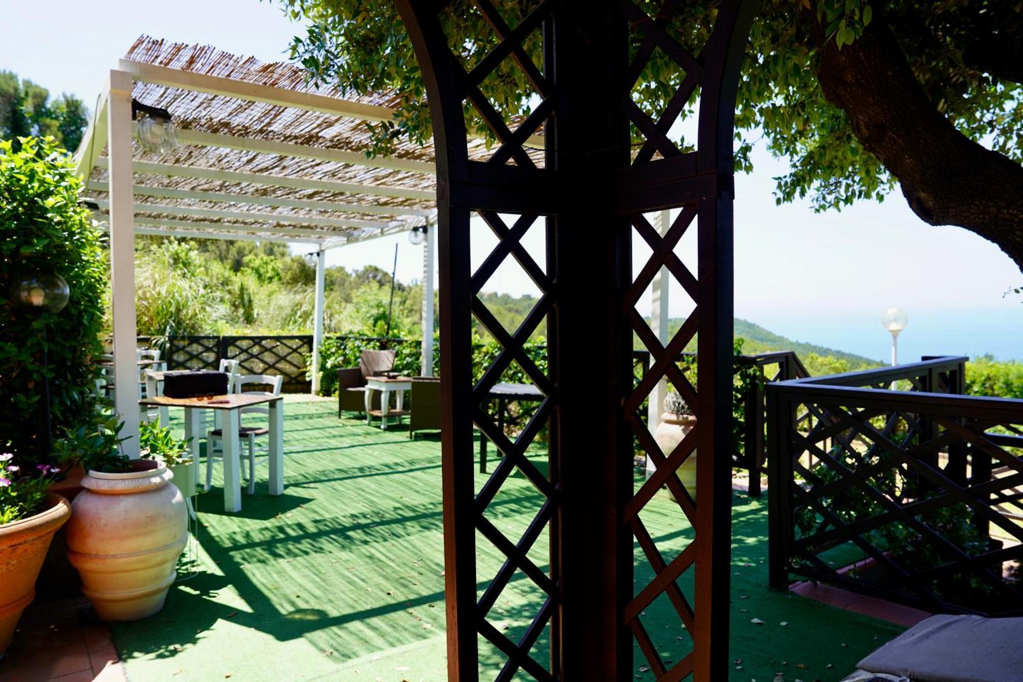 B&B Il Piccolo Paradiso Montenero  المظهر الخارجي الصورة